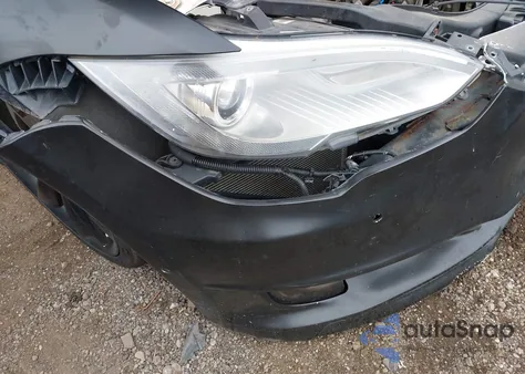 2015 Tesla Model S 70D/85D/P85D z USA, uszkodzony, nr VIN 5YJSA1H28FF094446